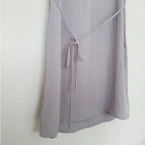 FOREVER 21 Satin Flowy Neutral Light Gray Shirt Mini Dress Sz S - Picture 7 of 12